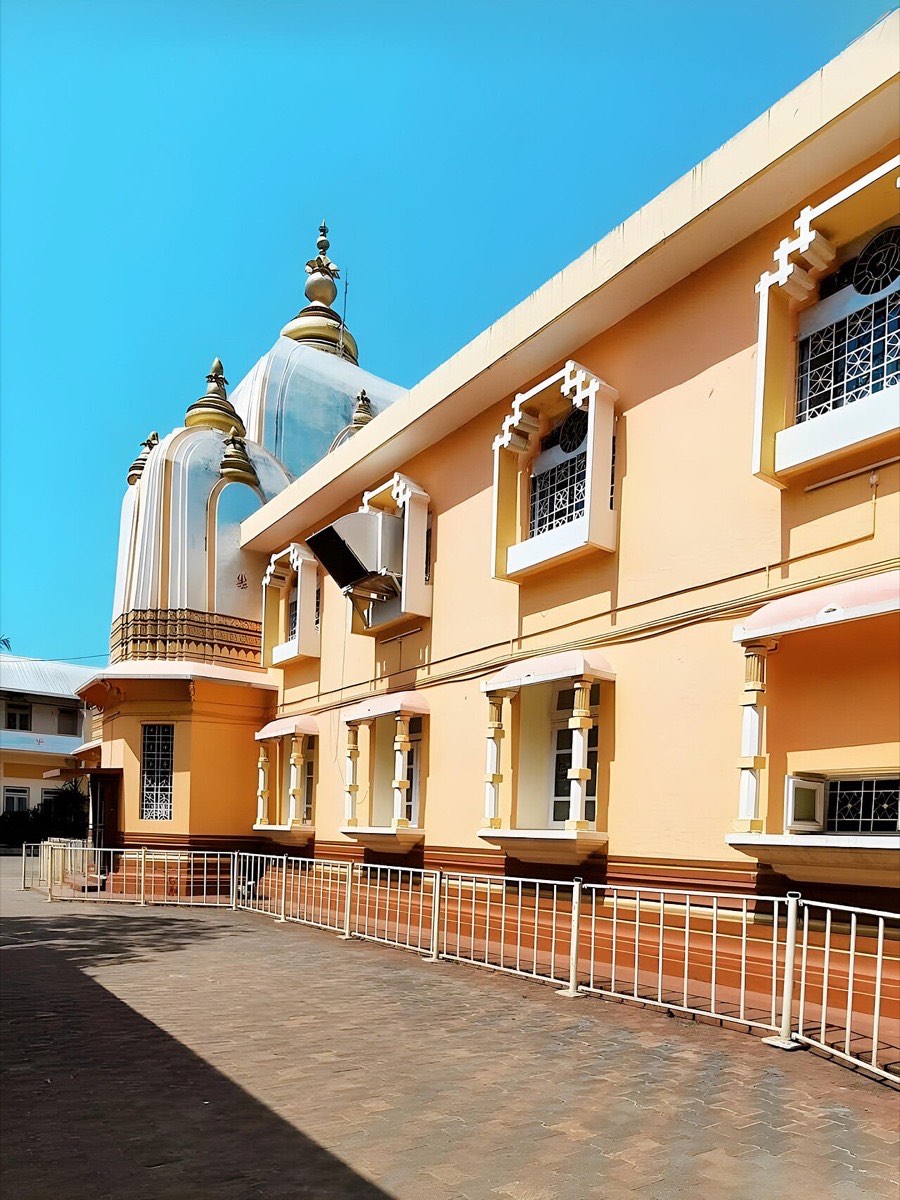 Damodar Temple, Zambaulim